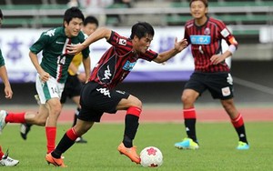 Công Vinh bất ngờ được báo nước ngoài khen ngợi