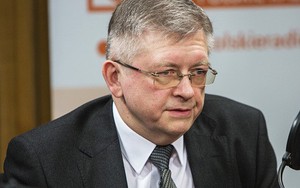 Ba Lan “chặn họng” Đại sứ Nga?