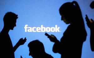 Giận Facebook vì buộc dùng tên thật