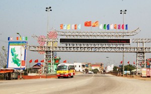 Hà Nội yêu cầu huyện Mỹ Đức báo cáo về "vụ cả họ làm quan”