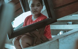 Lặng người khi xem bộ ảnh "Ba mẹ đã quên con rồi sao?"