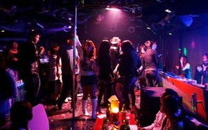 Đi bar ngày mùng 1 Tết, giết người chỉ vì cái chạm nhẹ
