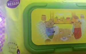 Khăn ướt Wesser "lừa mắt" khách hàng bằng bao bì chữ Hàn Quốc