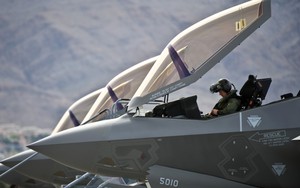 Khám phá mũ bay gần 9 tỷ đồng của phi công F-35