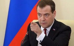 Medvedev: Nga sẽ có lập trường cứng rắn nếu Ukraine không trả nợ