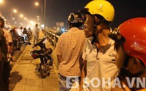 Cặp đôi bỏ lại 500 nghìn đồng rồi nắm tay nhau nhảy xuống sông