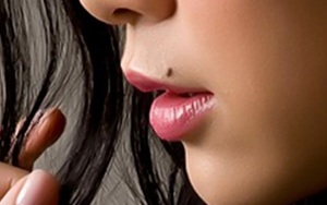Nhận diện 16 vị trí nốt ruồi mang lại may mắn trên cơ thể người