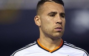 Man City ngoạn mục đánh bại Man United, mua Otamendi