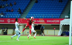 Lập công chớp nhoáng, Phi Sơn "phiêu" như Ronaldo