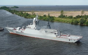 Phương Tây giúp chiến hạm Nga hồi sinh