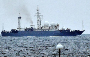 Thụy Điển lại hốt hoảng vì tàu chiến lạ nghi của Nga