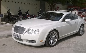 Truy tìm chủ siêu xe Bentley gắn biển số giả