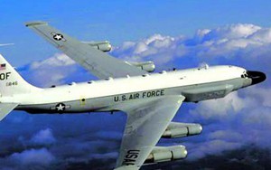 Tiết lộ đáng sợ về vụ Su-27 Nga suýt va chạm với máy bay Mỹ