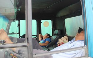 Va chạm trên cầu Phú Mỹ, tài xế tranh thủ ngủ trưa