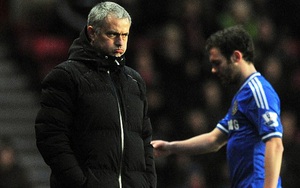Mourinho xuất hiện, sao Man United bắt đầu "chiến đấu"