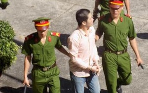 Gã đàn ông 3 lần dụ bé gái 10 tuổi làm chuyện người lớn