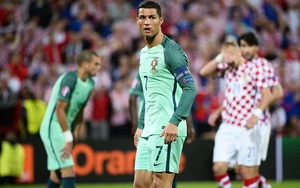 Vận may chấm hết, Ronaldo cùng đồng đội xách vali về nước?