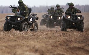 "Món đồ chơi" thú vị của Lính dù Nga