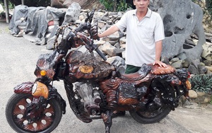 Chiếc mô tô bằng gỗ độc nhất vô nhị ở Lâm Đồng