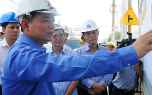 "Nghe các anh nói là tôi thấy lòi ra tư tưởng phong bì"