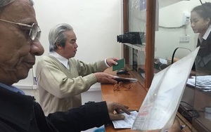 Ngày đầu cấp bằng lái quốc tế: Hoàn thành thủ tục sau 5 phút