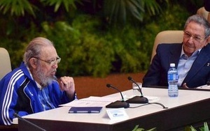 Cựu Chủ tịch Cuba Fidel Castro bất ngờ đề cập đến việc ông sắp qua đời