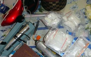 Triệt phá 'ổ' ma tuý đá lớn nhất từ trước đến nay ở Trà Vinh