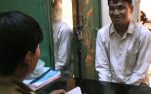 Choáng với chiêu nam thanh niên giả mù ăn xin để sắm... vàng