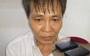 “Ôm” theo 2 bánh heroin, ra cao tốc điều xe taxi chở đi tiêu thụ