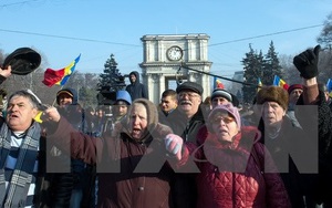 Hàng nghìn người biểu tình đòi chính phủ Moldova từ chức