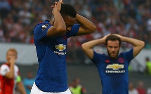 Mourinho hết phép, Man United thua muối mặt tại Europa League