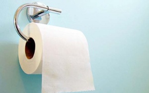 Tác hại khủng khiếp từ thói quen dùng giấy vệ sinh không đúng cách