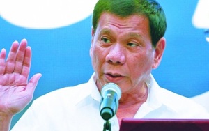 Ông Duterte tung chiến thuật lạ lùng khi tới Trung Quốc