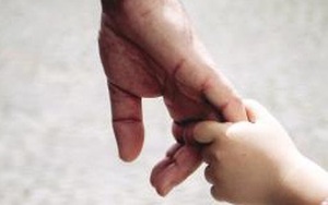Con gái, cuộc đời không phải cứ làm người hùng mới là quan trọng