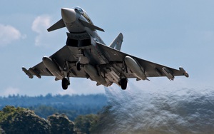 TQ tung tin Việt Nam mua tiêm kích đa năng EF-2000 Typhoon