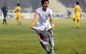 "Thánh vật" này giúp Công Vinh cùng Việt Nam vô địch AFF Cup 2008