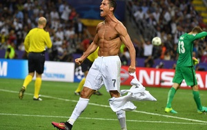 Sau vẻ hào nhoáng của Ronaldo là con số đáng xấu hổ