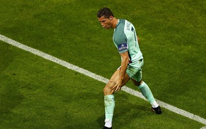 Bồ Đào Nha 2-0 Wales: Phi thường, Ronaldo!