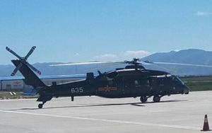 Cận cảnh trực thăng Black Hawk "nhái" của Trung Quốc
