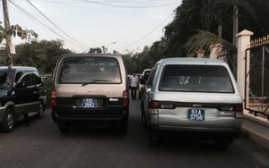 Cán bộ rủ nhau trốn việc, xử sao?
