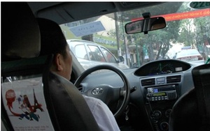 Anh taxi tuyệt nhất quả đất: Tại sao lại phải cáu với vợ khi vợ gọi điện hỏi han và chờ cơm?