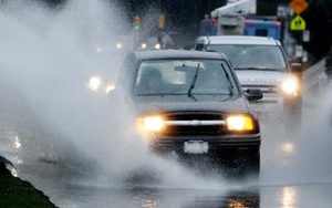 5 mẹo giúp lái xe an toàn khi đi trong trời mưa giông lớn