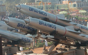 Đã có Yakhont, vì sao Việt Nam còn quan tâm đến tên lửa BrahMos?