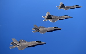 Đáp lời Mỹ, Trung Quốc tuyên bố ''bắt sống'' tiêm kích tàng hình F-22