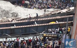 Ít nhất 10 người chết trong vụ sập đường trên cao ở Ấn Độ