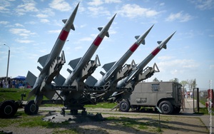 Tên lửa Pechora rơi vào tay IS: Nếu Nga không hành động, Mỹ sẽ ra tay!