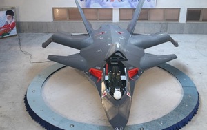 Iran "vẽ hươu vượn" về dự án chiến đấu cơ hiện đại hơn cả F-35?