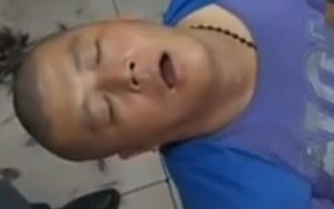 Người đàn ông ngủ như chết khi cắt tóc khiến cảnh sát tái mặt