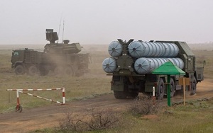 "Thêm cánh", mãnh thú Pantsir-S1 cận vệ mới của tên lửa phòng không S-300 càng hoàn hảo!