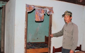 Mẹ hoảng hốt khi thấy hàng xóm hại đời con gái